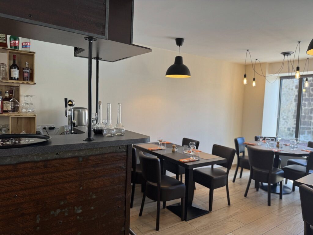 Photo du restaurant Les Tontons Fines Gueules à Chapelle-Royale